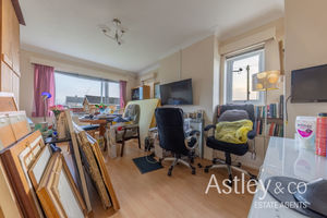 Photo 17- click for photo gallery